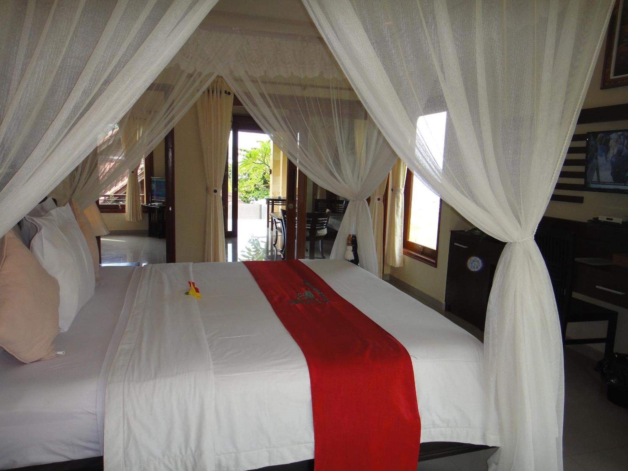 Arya And Dive Center Resort Amed (Bali)